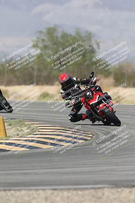 media/Oct-02-2025-Racers Edge (Thu) [[2c91cb6ab3]]/2-A Group/Session 3-Turn 7 (1130am)/